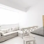 Ducassi Suites Rooftop Pool Beach & Spa